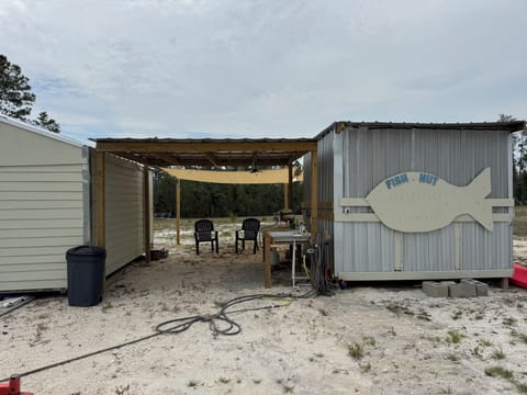 Fish cleaning station