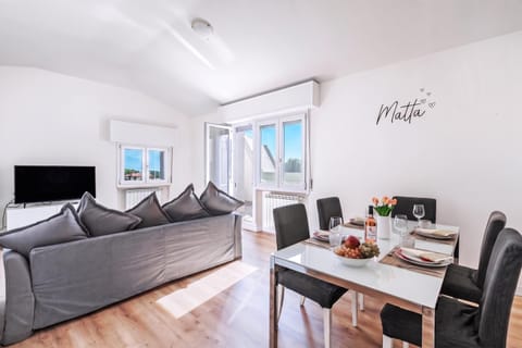Living and dining room