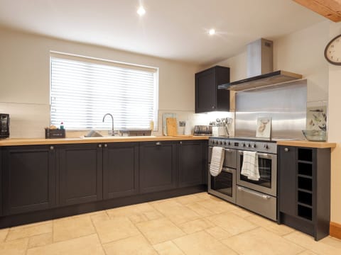 Kitchen/diner | Sumner Lodge, Kyre, near Tenbury Wells