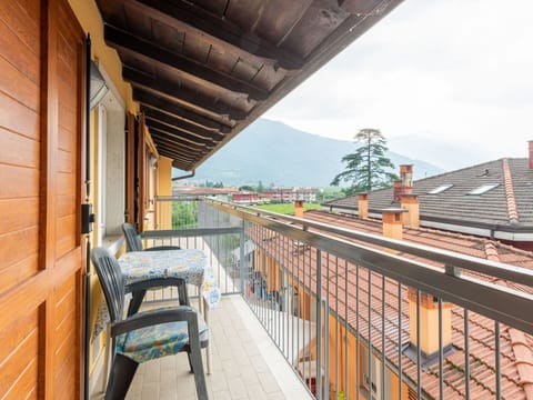 Outdoor Furniture, Home, Furniture, Door, Outdoor Table, Chair, Kitchen & Dining Room Table, Shade, Balcony, Porch