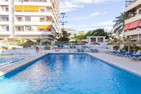 Holiday Home Swimming Pool