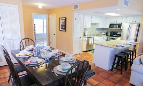 Shady Bay Luxury waterfront rental with boat slip and dock