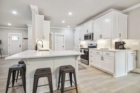 Whether you're preparing delicious meals or just a cup of coffee; the kitchen has everything you need!