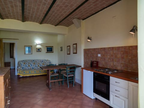 Flooring, Wall, Furniture, Interior Design, Floor, Wood, Ceiling, Lighting, Room, Wood Stain