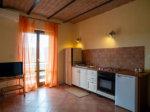 Furniture, Flooring, Wood, Interior Design, Floor, Ceiling, Chair, Table, Lighting, Room