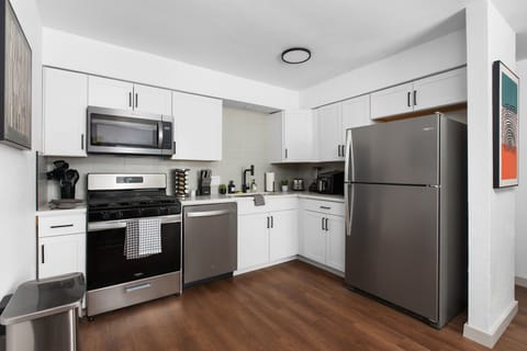 A kitchen that looks good and works even better.