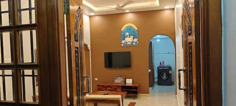Tastefully renovated, newly furnished beautiful home