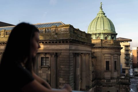 b8c81c87-8feb-46cf-b4f2-fa75acbe10a7