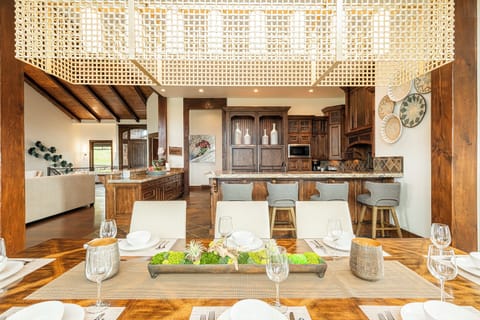 Dining area and kitchen bar seating