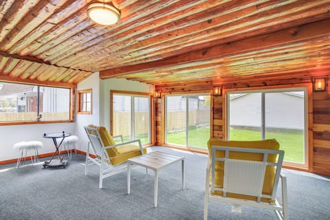 Screened Porch | 1st Floor