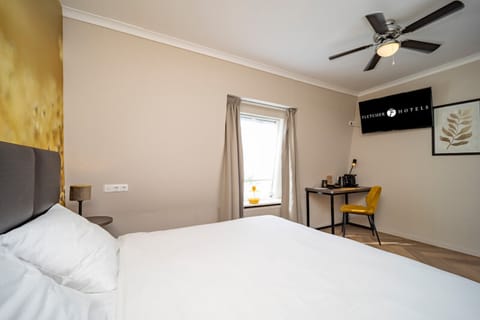 Unit with two Twin bed