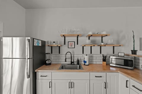 1508 Kitchen