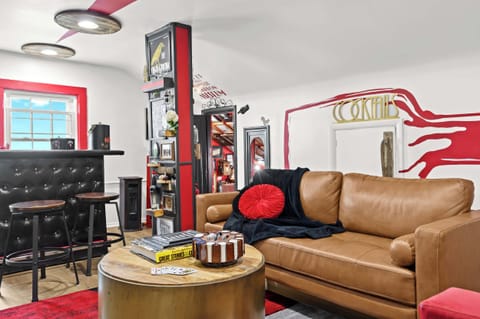 Living Room: Unit 5 - Stylish living room, perfect for gatherings