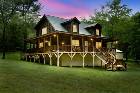Welcome to Stone Country, your real log cabin (and pet friendly) retreat!