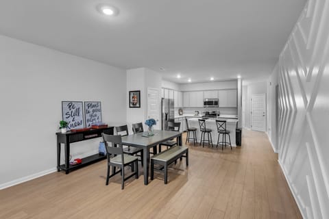 Floor, Indoors, Flooring, Dining Room, Dining Table