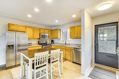 Kitchen | Cooking Basics | Drip Coffee Maker