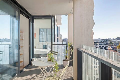 Sip coffee or wine in the open air on your private balcony, surrounded by Melbourne’s cityscape.
