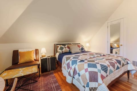 #StayInMyDistrict #BookDirect #NW 