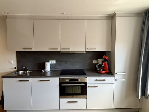 Washing Machine, Clothes Dryer, Laundry Room, Major Appliance, Laundry, Interior Design, Home Appliance, Flooring, Floor, Kitchen Appliance