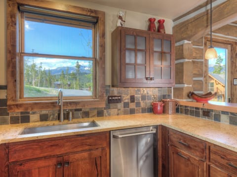 Beautiful Views and Updated Appliances