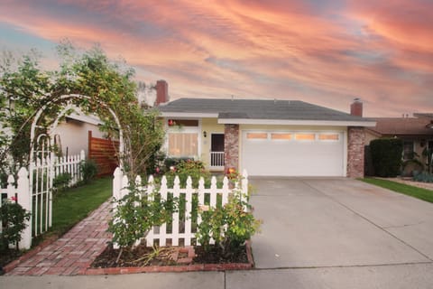 Mission Viejo sunset, rose arch & garden calm—your timeless retreat.