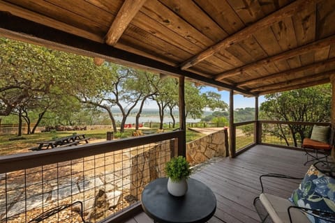 Wake up with coffee or relax at sunset—this cozy cottage offers stunning lake views and the perfect perch for peaceful moments throughout the day.