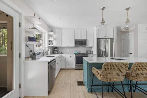 d3f3235b-ea41-4de9-92fe-fd3a46b1eefa