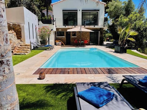 5b235bf9-326b-409d-b317-23a637ec8179