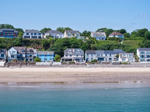 Sunrise - Luxurious Holiday Home - Saundersfoot (25854)