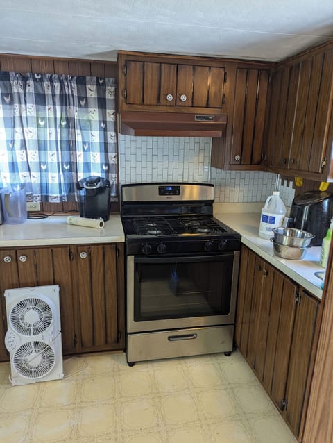 comes with filtered RO water