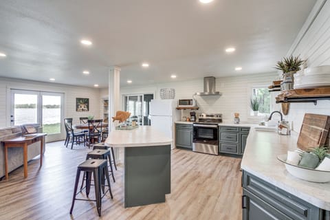 Kitchen | Cooking Basics | Dishwasher | 1st Floor