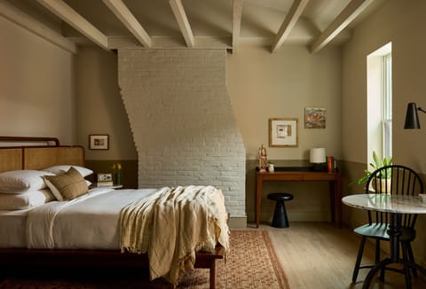 Unit with King size bed