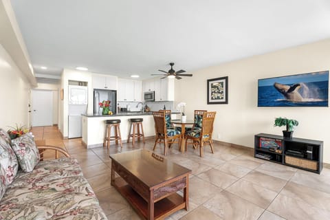 Enjoy casual breakfasts or sunset drinks at the kitchen bar, just steps from the lanai.