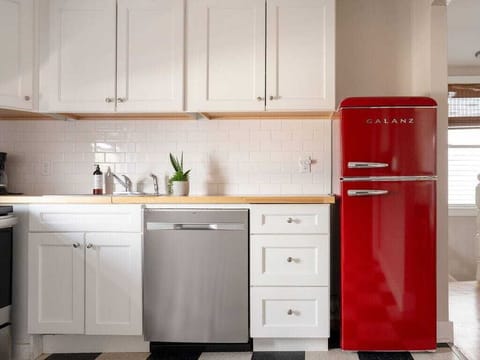 3rd Floor Apartment Kitchen