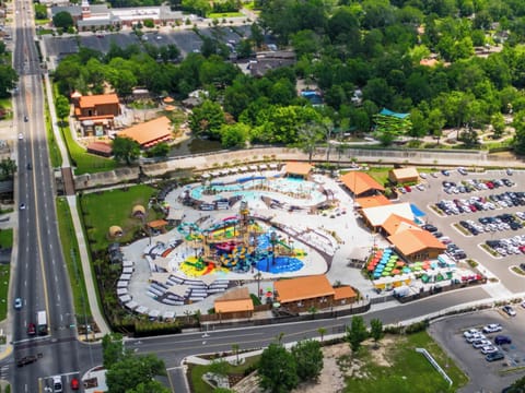 Water park and Zoo 3 blocks away