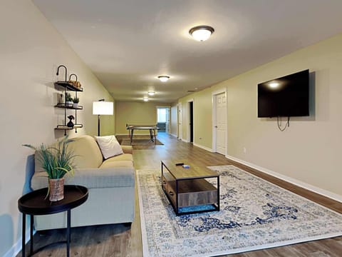 Living room (Ping pong table is no longer available) 