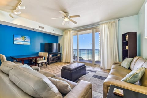Living room overlooking gulf