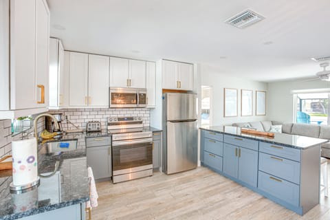 Kitchen | Cooking Basics | Coffee Maker