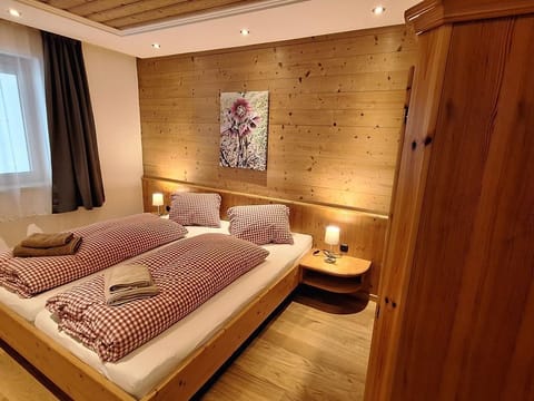 Apartment Schneerosn - House Strobler Apartment in Salzburgerland