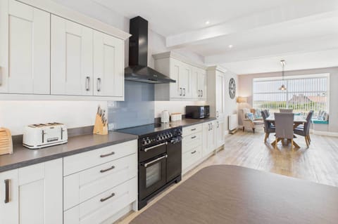 Chirnells, Bamburgh - Host & Stay