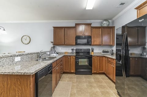 Cook like a chef in this large, fully stocked kitchen.