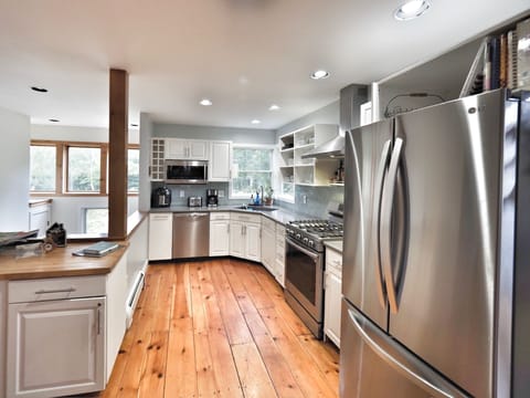 Kitchen with full amenities