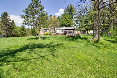 Exterior | Lakefront Yard