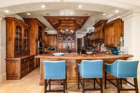 Enjoy our unique kitchen!