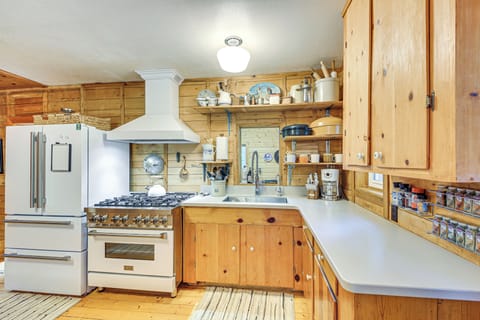 Kitchen | Cooking Basics | 1st Floor