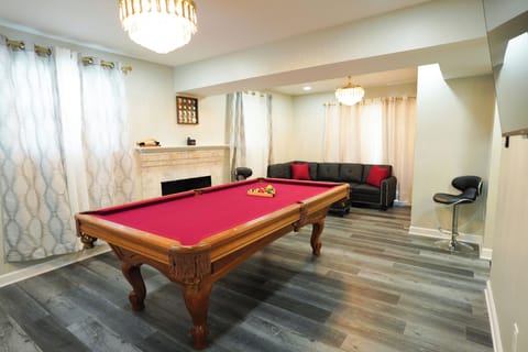 Enjoy our pool table at the beautiful and relaxing Golden House getaway!