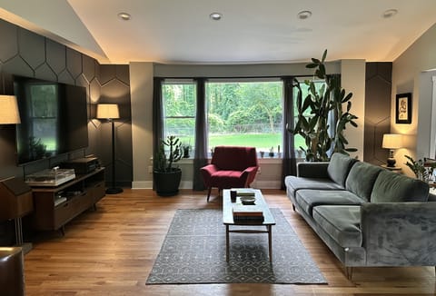 Living room area toward back yard