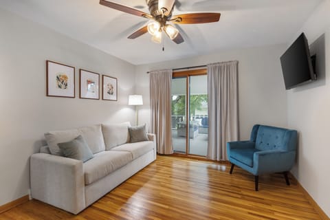 Extra lounge space with queen sleeper sofa + smart TV