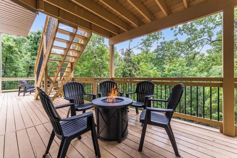Spectacular west facing, wooded, private deck