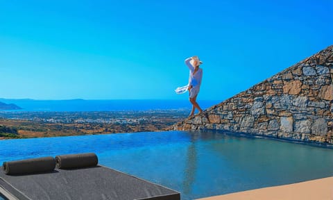 Vista Blue Villa | HotelPraxis Group